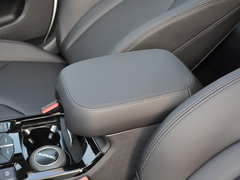 2017款 全新 红标 2.0T 自动两驱风尚型