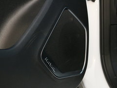 2017款 全新 蓝标 2.0T自动两驱领尚型
