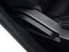 2017款 1.5L 自動酷炫時尚型