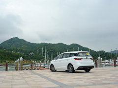 2017款 1.5T 自动智联尊贵型 7座