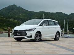 2017款 1.5T 自动智联尊贵型 7座