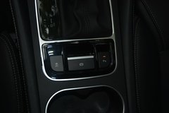 2017款 1.5T 自动智联尊贵型 7座