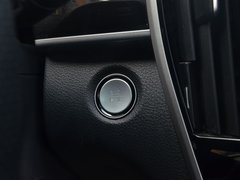 2017款 1.5T 自动智联尊贵型 7座