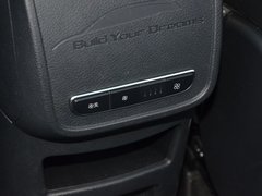2017款 1.5T 自动智联尊贵型 7座