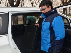 2017款 1.5T 自动智联尊贵型 7座
