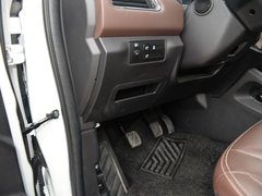 2017款 1.5T 手动尊贵型