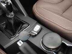 2017款 1.5T 手动尊贵型