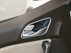 2017款 1.5L 手动舒适型 国V