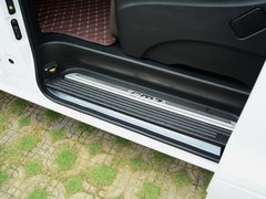 2018款 2.0T 自动豪华型