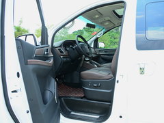 2018款 2.0T 自动豪华型