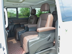 2018款 2.0T 自动豪华型