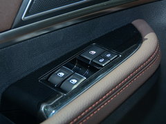 2018款 2.0T 自动豪华型