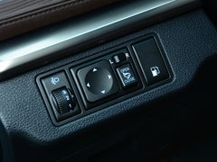 2018款 2.0T 自动豪华型