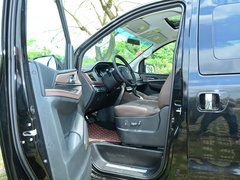 2018款 2.0T 自动豪华型
