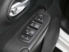 2017款 2.4L 卓越版