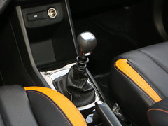 2017款 1.5L 手动豪华型