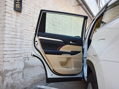 2017款 2.0T 四驱豪华版 7座
