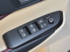 2017款 2.0T 四驱豪华版 7座