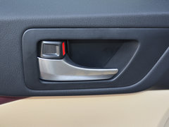 2017款 2.0T 四驱豪华版 7座