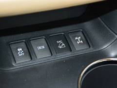 2017款 2.0T 四驱豪华版 7座