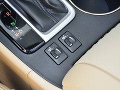 2017款 2.0T 四驱豪华版 7座