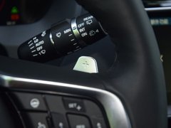 2018款 2.0T 四驱R-Sport运动版