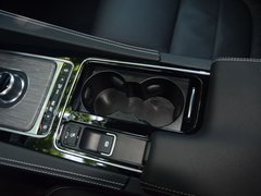 2018款 2.0T 四驱R-Sport运动版