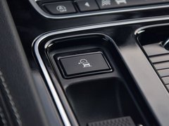 2018款 2.0T 四驱R-Sport运动版
