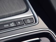 2018款 2.0T 四驱R-Sport运动版