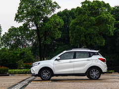 2017款 1.6L 自动铂锐版