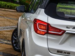 2017款 1.6L 自动铂锐版