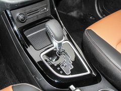 2017款 1.6L 自动铂锐版