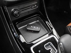 2017款 1.6L 自动铂锐版