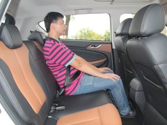 2017款 1.6L 自动铂锐版