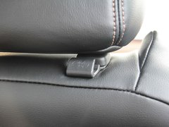 2017款 1.6L 自动铂锐版