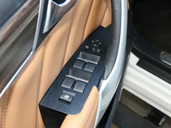 2017款 2.0T 汽油四驱舒适型 5座