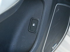 2017款 2.0T 汽油四驱舒适型 5座