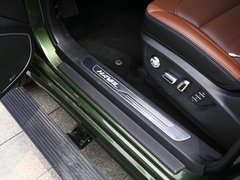 2017款 2.0T 汽油四驱舒适型 7座
