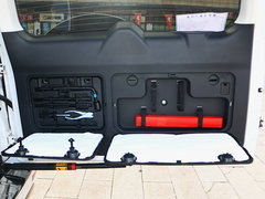 2017款 2.0T 汽油四驱豪华型 7座