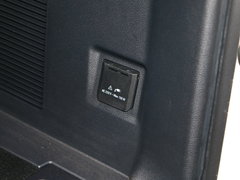 2017款 2.0T 汽油四驱豪华型 7座