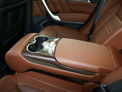 2017款 2.0T 汽油四驱豪华型 7座