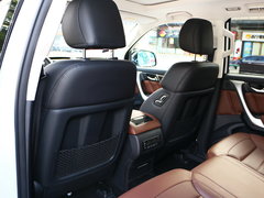 2017款 2.0T 汽油四驱豪华型 7座