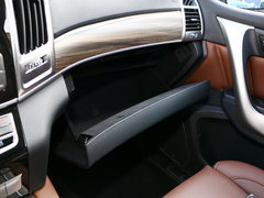 2017款 2.0T 汽油四驱豪华型 7座
