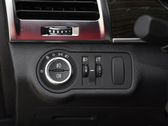 2017款 2.0T 柴油四驱舒适型 7座
