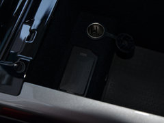 2017款 2.0T 汽油两驱智享型