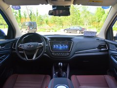 2017款 1.5T 手动标准型