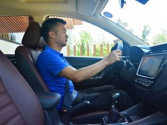 2017款 1.5T 手动标准型