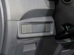 2017款 2.0T 两驱进取款4K21D4T