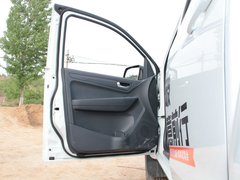 2017款 2.0T 两驱进取款4K21D4T