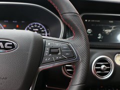 2017款 2.0T 自动豪华智能型